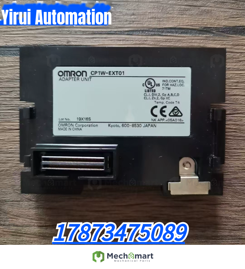 Brand new genuine unpackaged OMRON OMRON CP1W-EXT01 module physical shooting spot sale