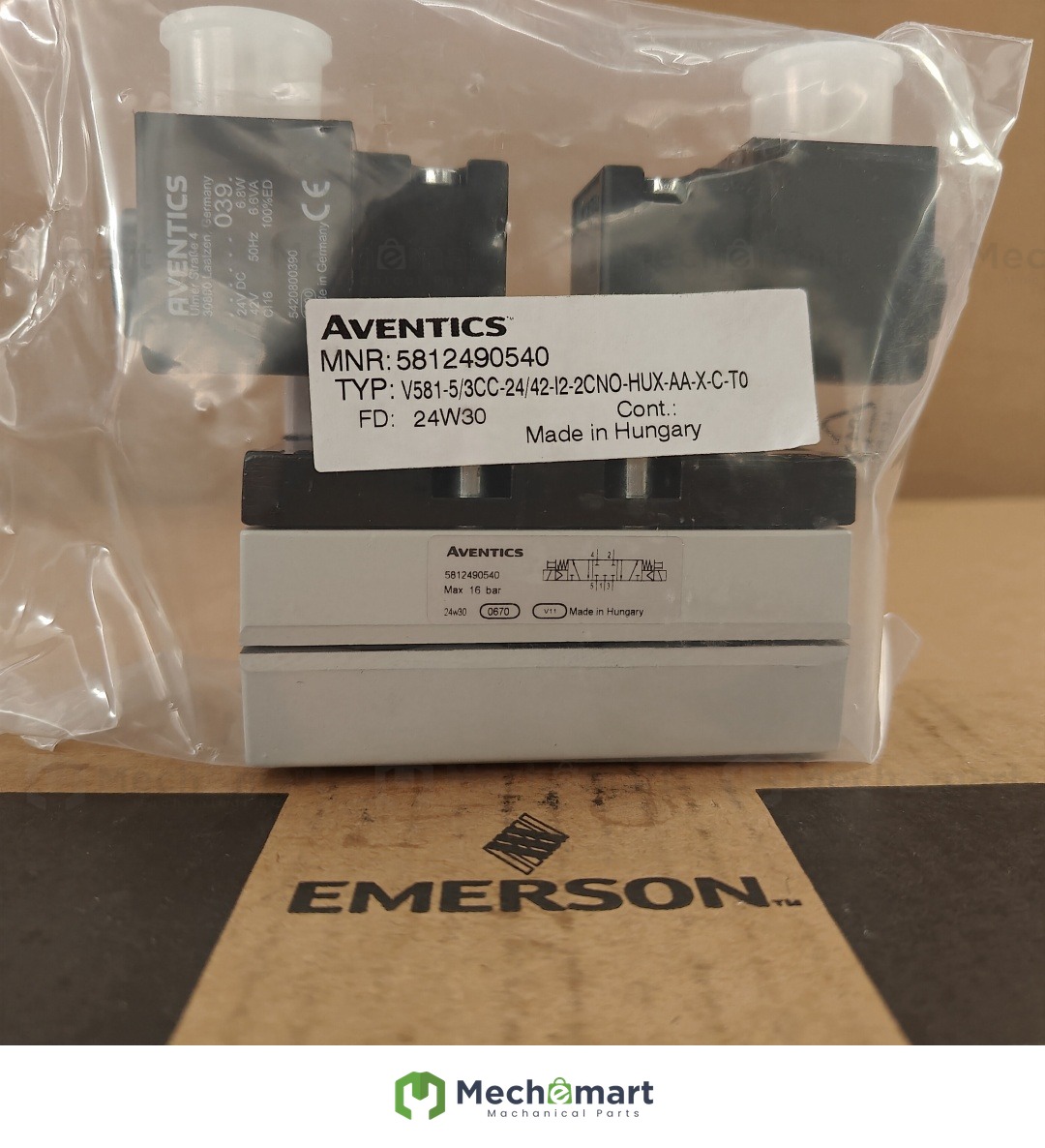 AVENTICS 5812490540 three-position five-way reversing valve in stock