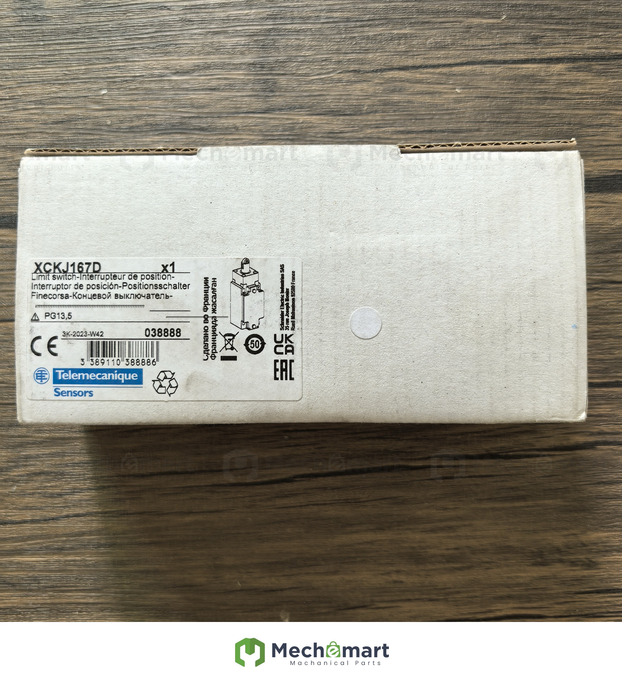 Brand new original genuine Schneider XCKJ167D limit switch physical shooting spot sale