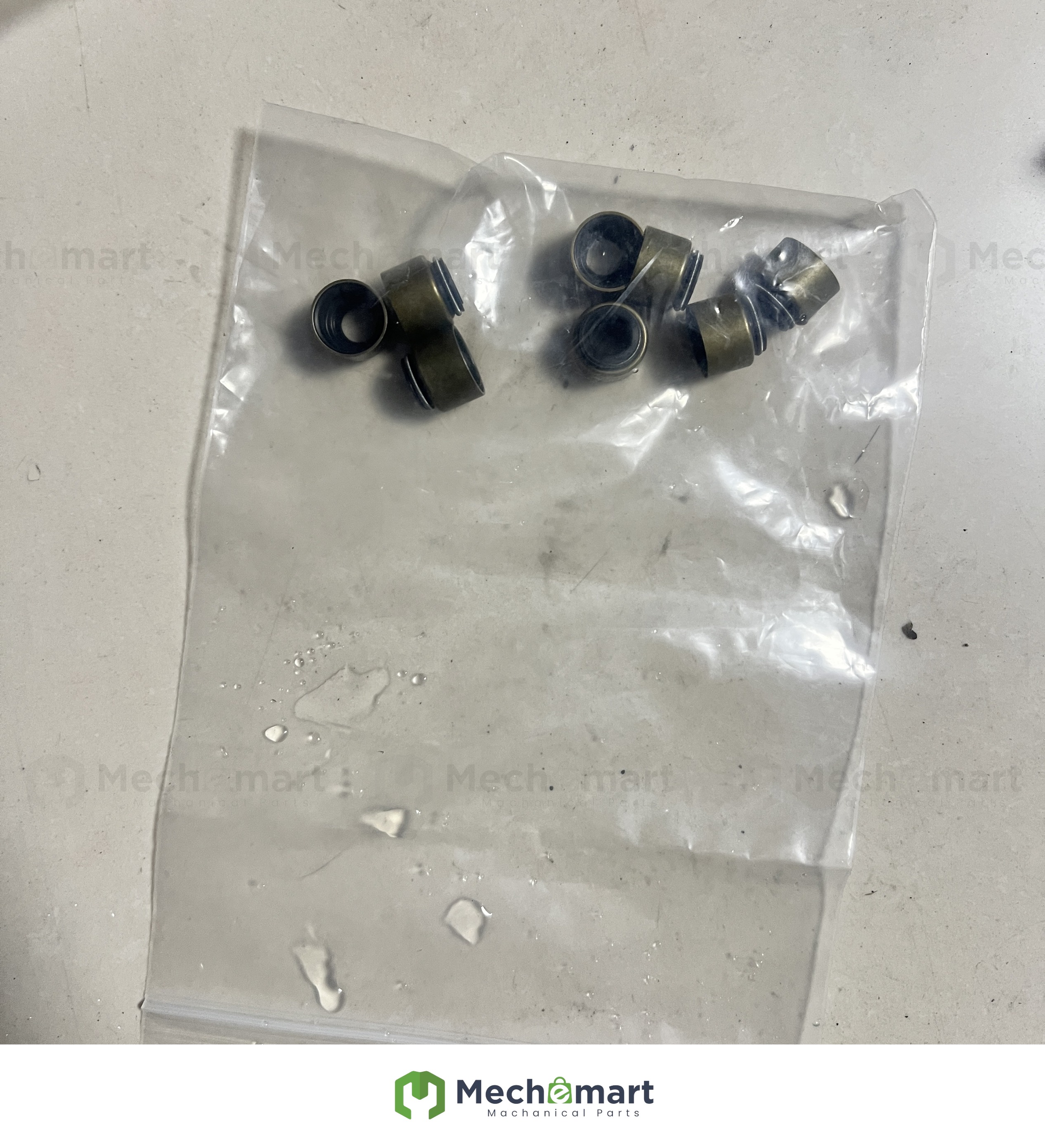 Dachai 498 valve oil seal