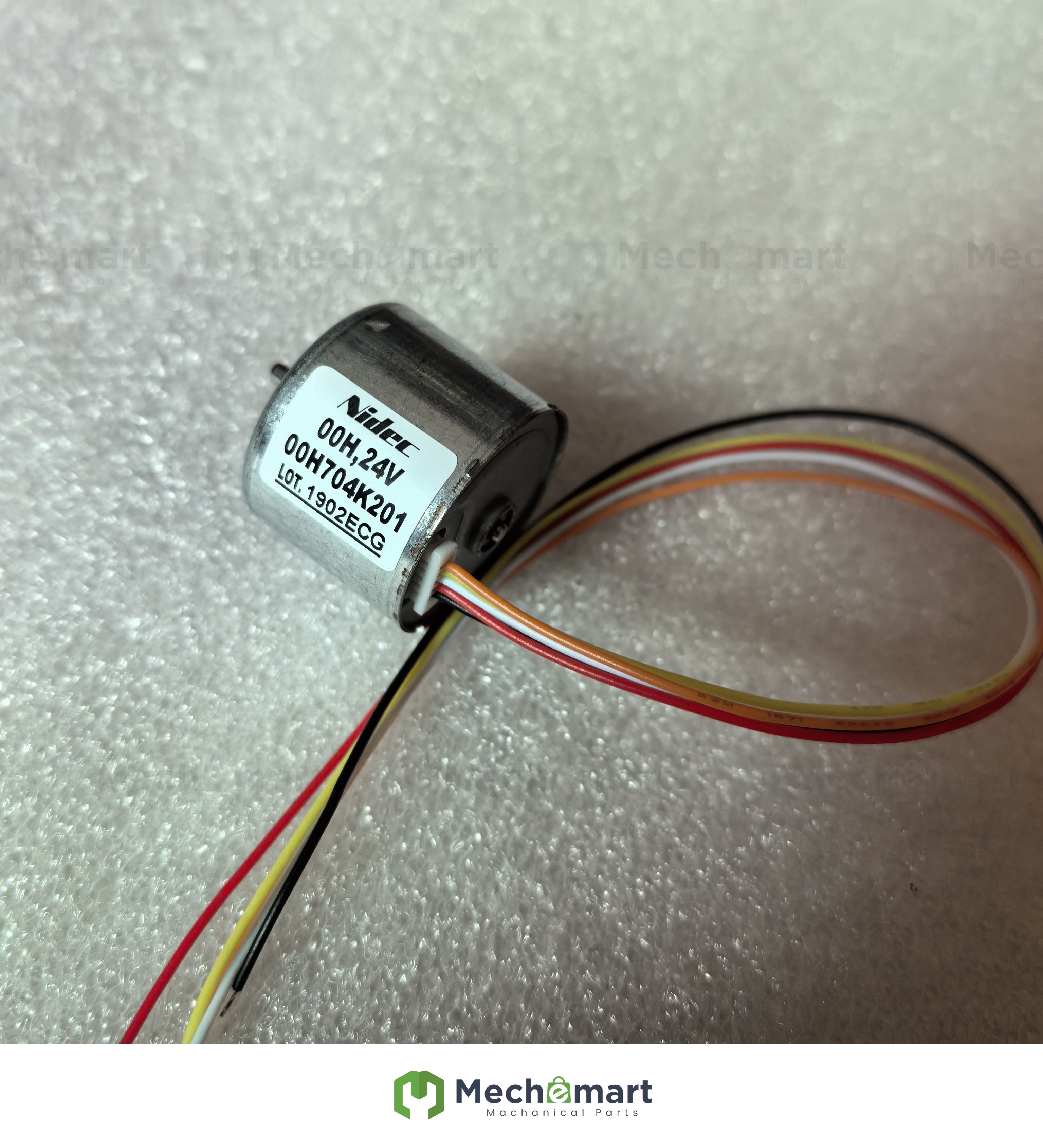 Japan Nidec micro brushless motor 00H704K201 built-in driver board supports PWM speed change of air pump