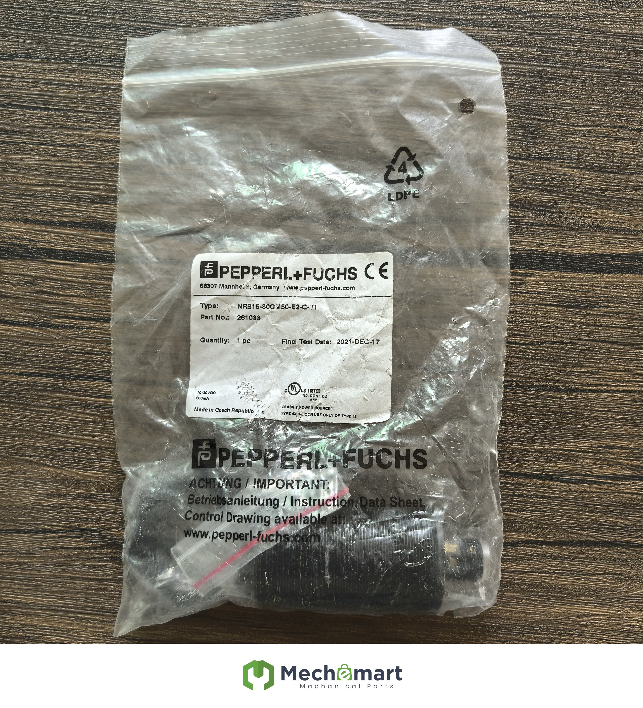 Brand New Original Genuine Pepperl+Fuchs NRB15-30GM50-E2-C-V1 Sensor 261033 In Stock