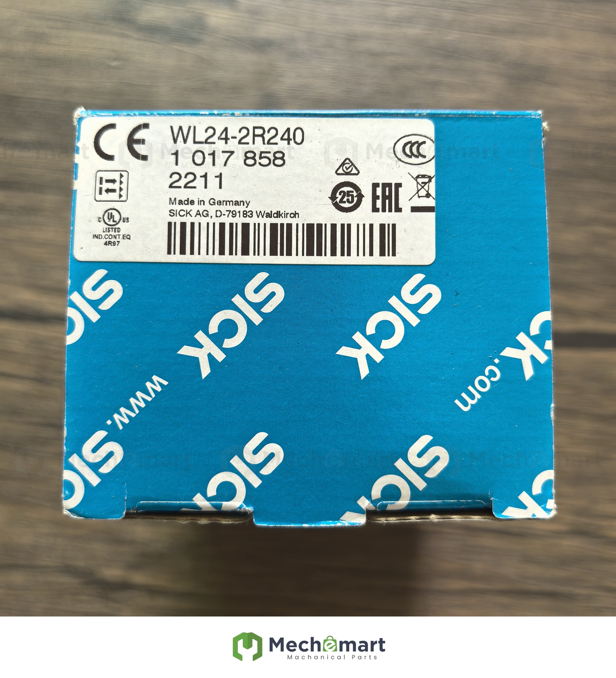 Brand new original genuine SICK WL24-2R240 photoelectric sensor 1017858 spot sale