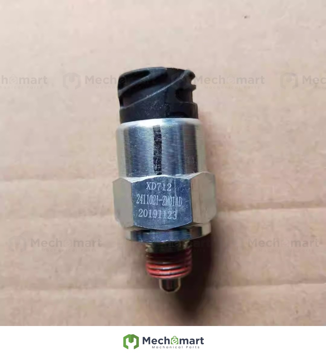 Compatible with Tianlong KL Sailing VL flagship KX485 rear axle differential lock sensor switch 2411021-ZM01AD
