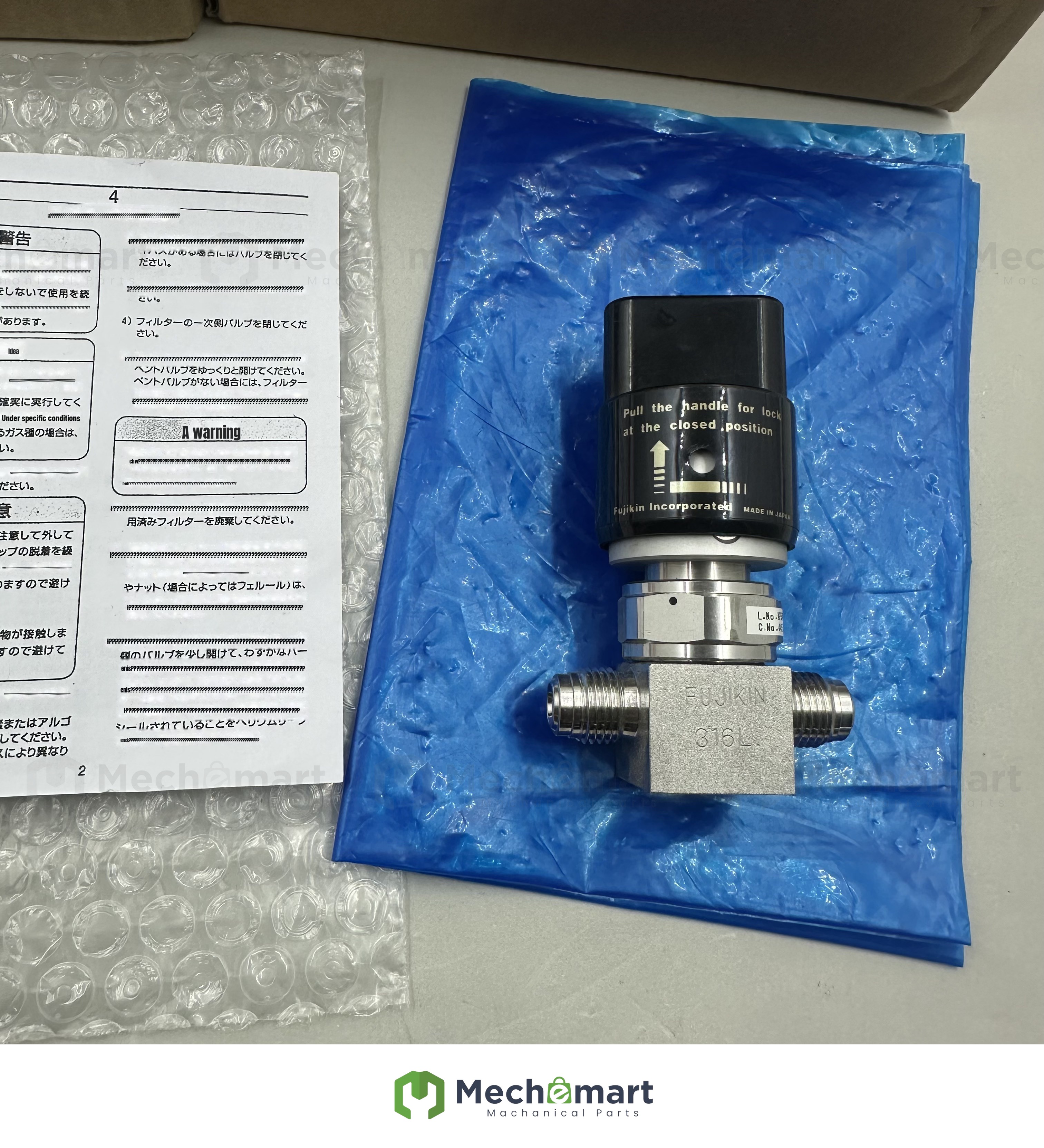 Original genuine Japanese Fujikin FUJIKIN 1/2 manual diaphragm valve spot sale bargain